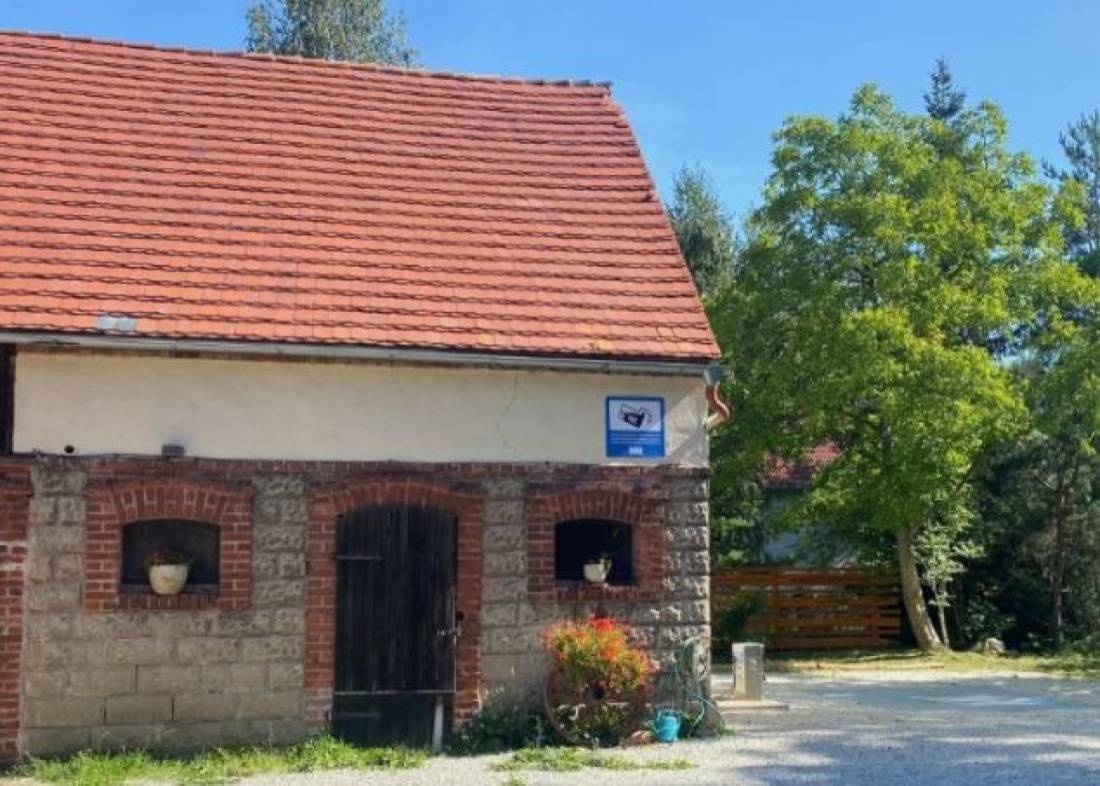 Agroturystyka Dom na Wygwizdowie — Campingplass in Stare Bogaczowice