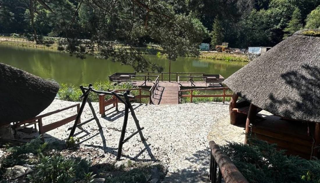 Czarci Jar - Kemping — Cámping in Świebodzice