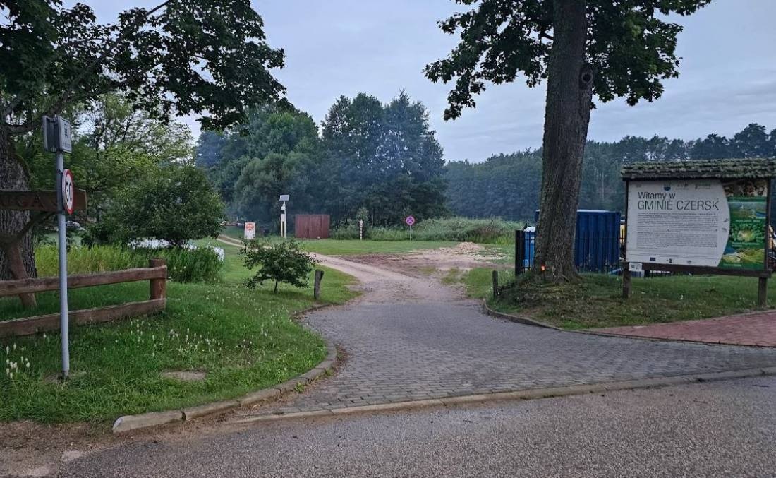 Pole namiotowe  — Campingplads in Zapora