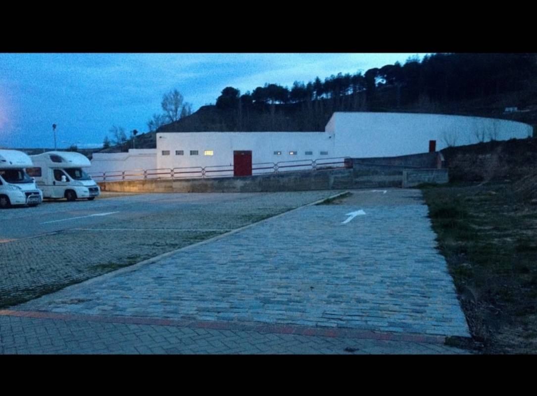 Stellplatz Briviesca — Area di sosta in  Briviesca