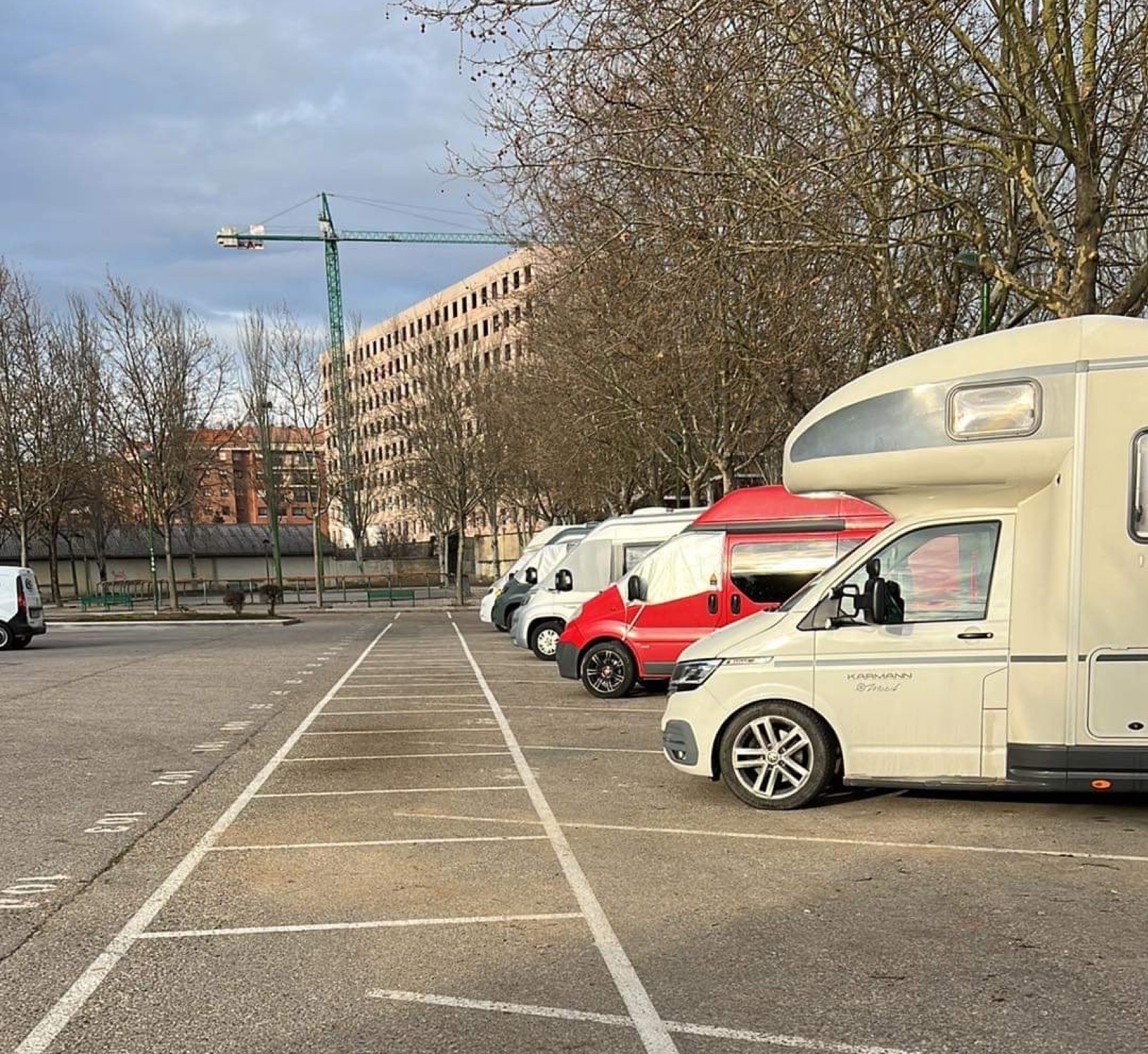 Stellplatz Burgos — Camperplaats in Burgos