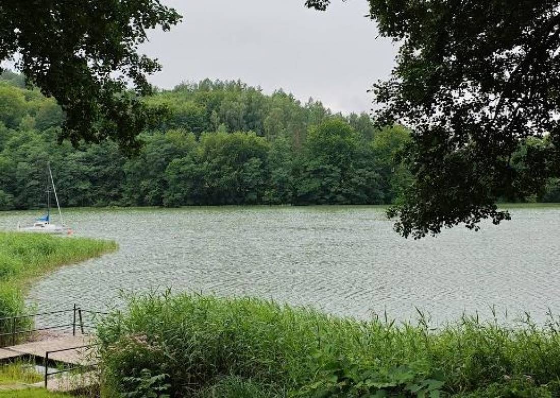 Pole Namiotowe U Stolema — Camping Site in Ostrzyce