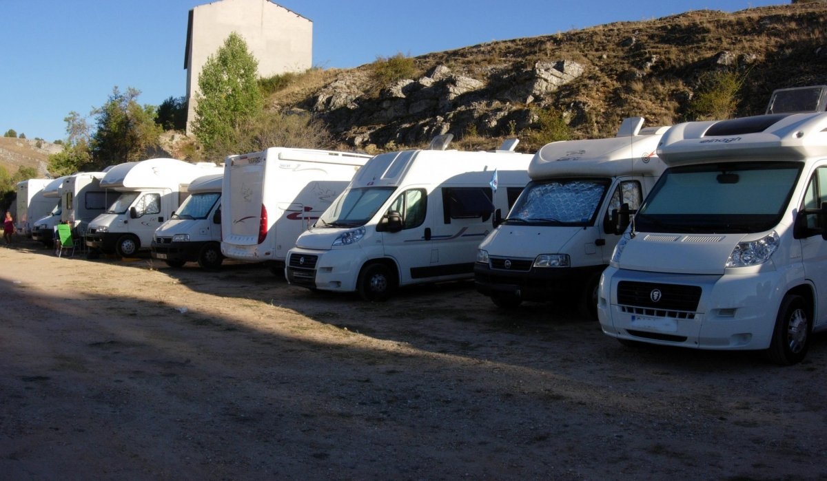 Stellplatz Hontoria del Pinar — Ställplats in  Hontoria del Pinar