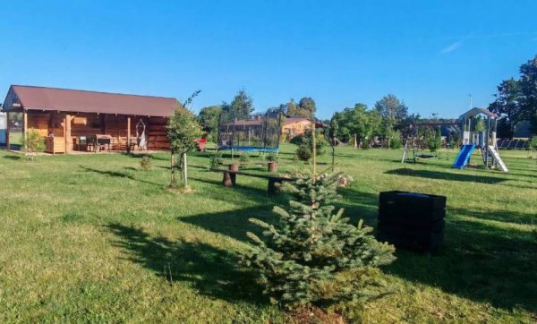 Leśny Zakątek ,,Uroczysko” agroturystyka z sauną,balią i basenem .