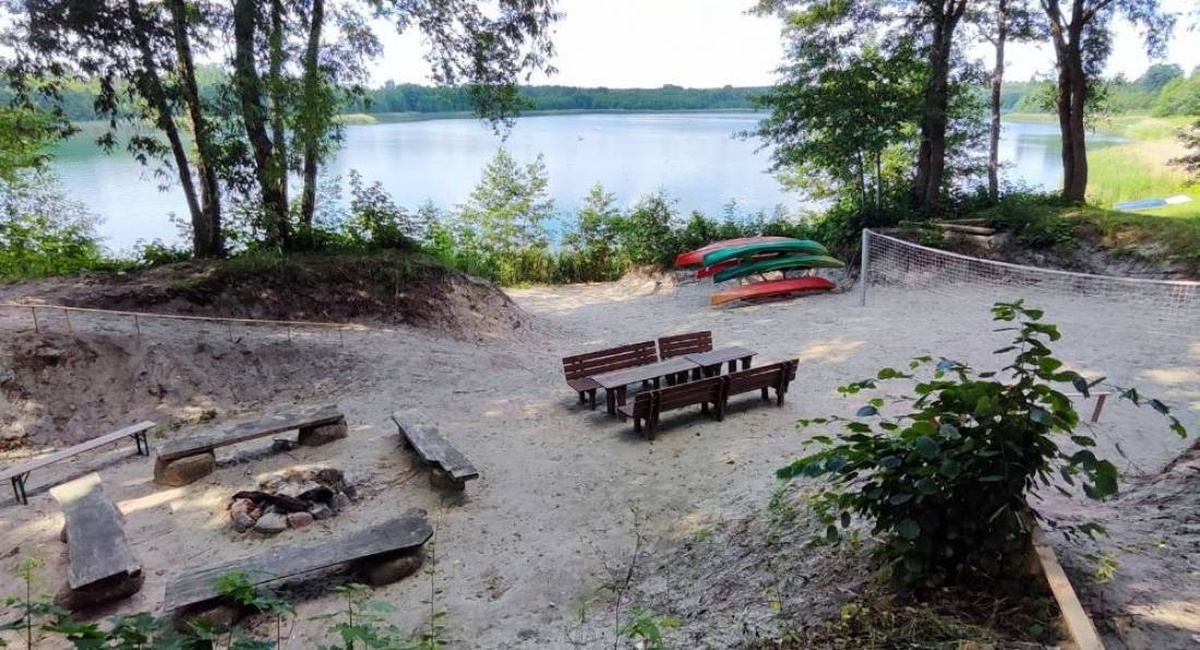 MRÓWKORAJ — Camping in Wilczyn