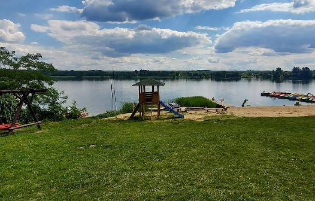 Plaza Pod Lipami camping — Cámping in Białe