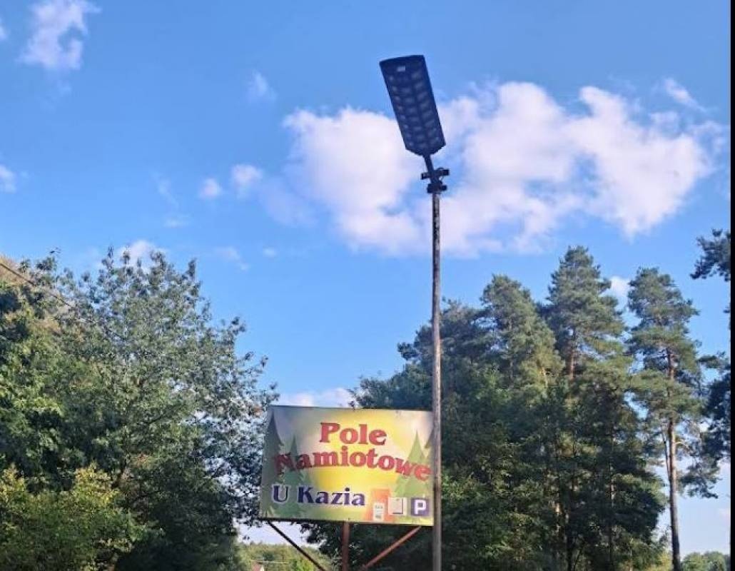 Pole Namiotowe U Kazia — Campingplass in Koszelówka