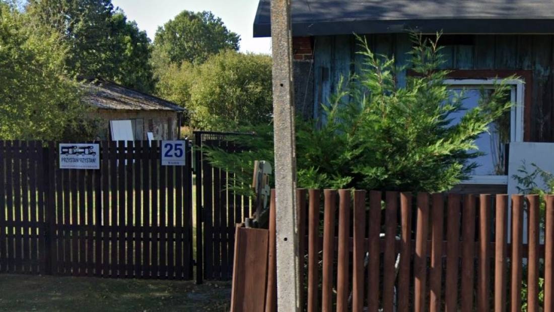 Pole namiotowe Na Haczyku — Area da campeggio in Trzcianki