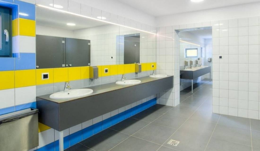 Pole Kempingowe Zagłębocze — Camping Site in Sosnowica