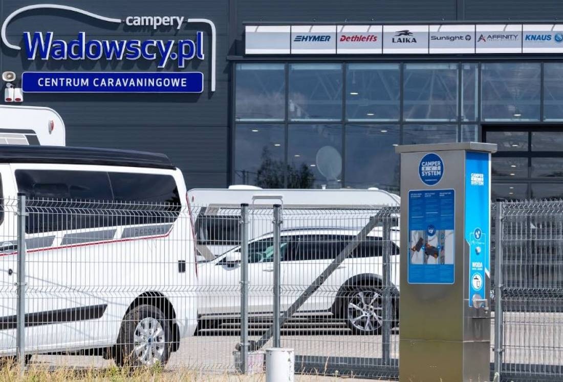 WoMo Servicestation Wadowscy — Kamp yeri in Janki