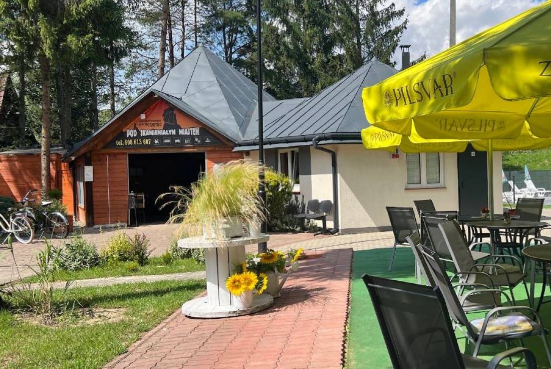 Pod Skamieniałym Miastem — Campingplats in Ciężkowice