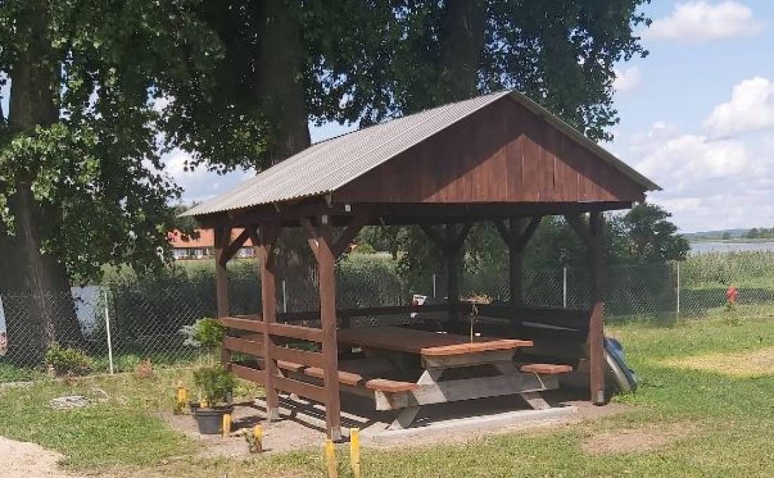 Kemping pod Topolami — Kamp yeri in Górkło