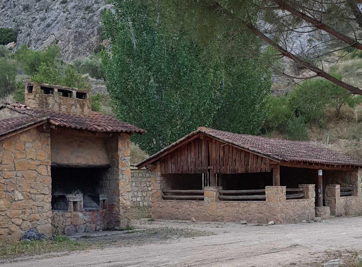 Stellplatz Santa Cruz de Moya — Area Autocaravanas in  Santa Cruz de Moya