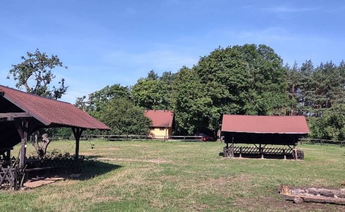 Pole biwakowe — Cámping in Radziochy