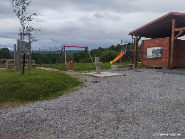 Camping The Sunrise Hill — Photo 4