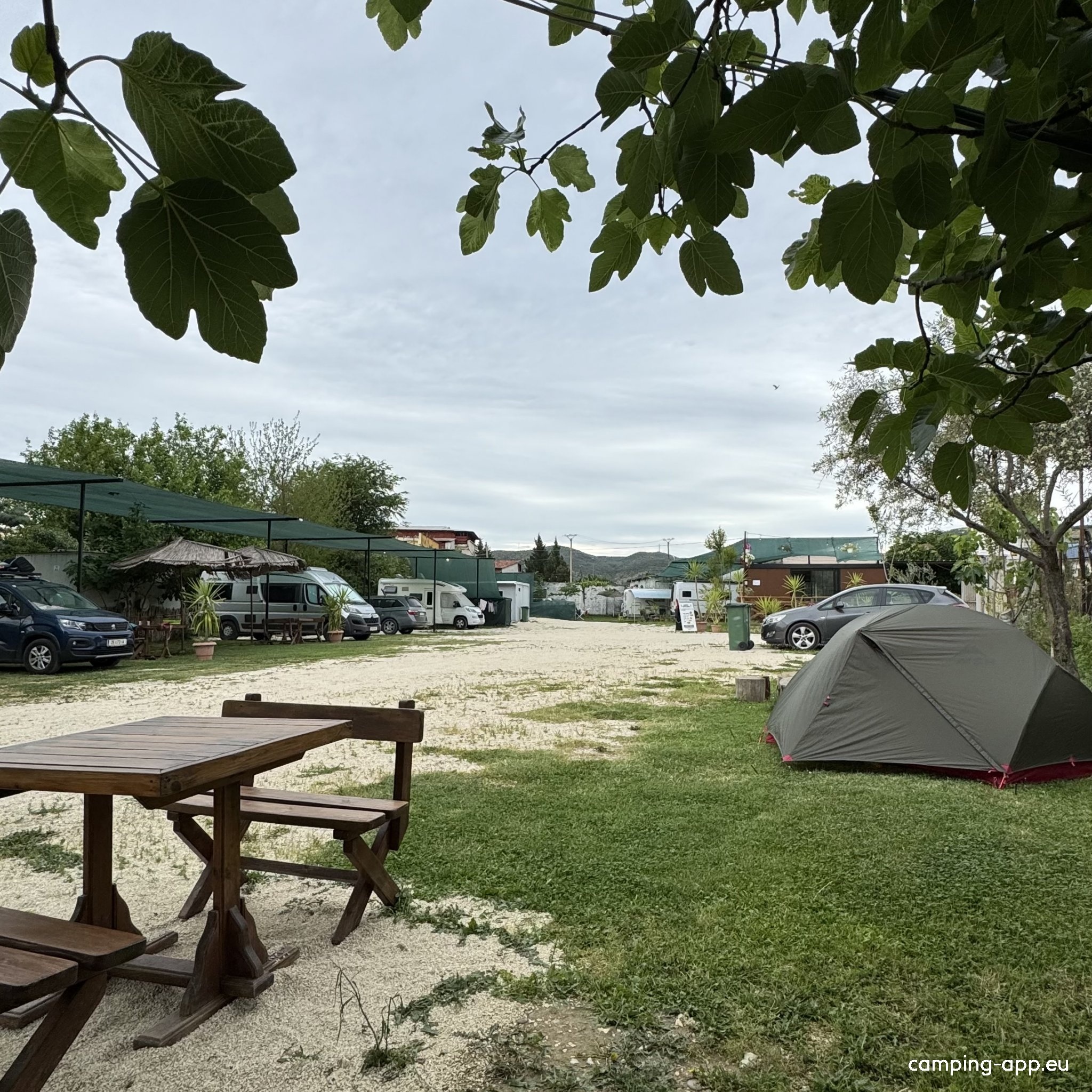 Camping Castle Berat — Campingplass in Berat
