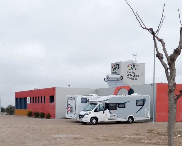 Stellplatz Cervera — Bobilplass in  Cervera