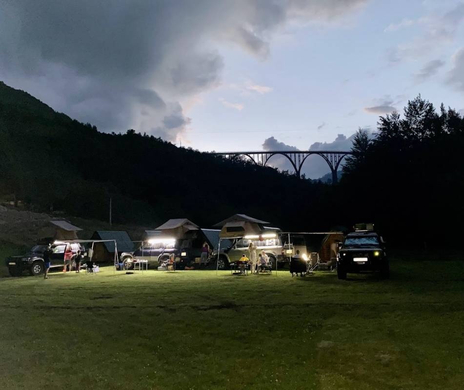 camp budečevica — Kamp yeri in Žabljak