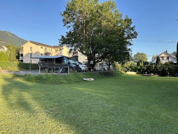 Stellplatz Badi Lauerz — Photo 2