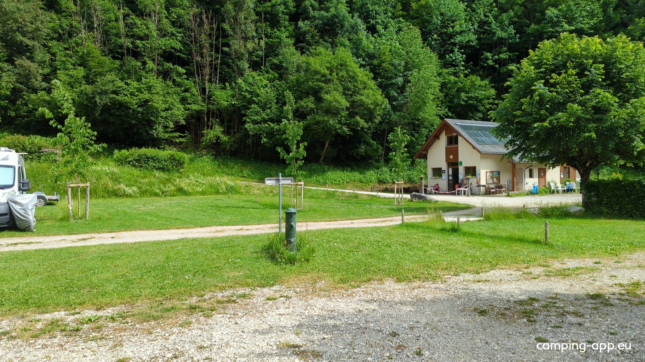 Camping Cozon, Chemin de la Fruitière, Saint-Pierre-d’Entremont, Frankreich — Kemp in Saint-Pierre-d'Entremont