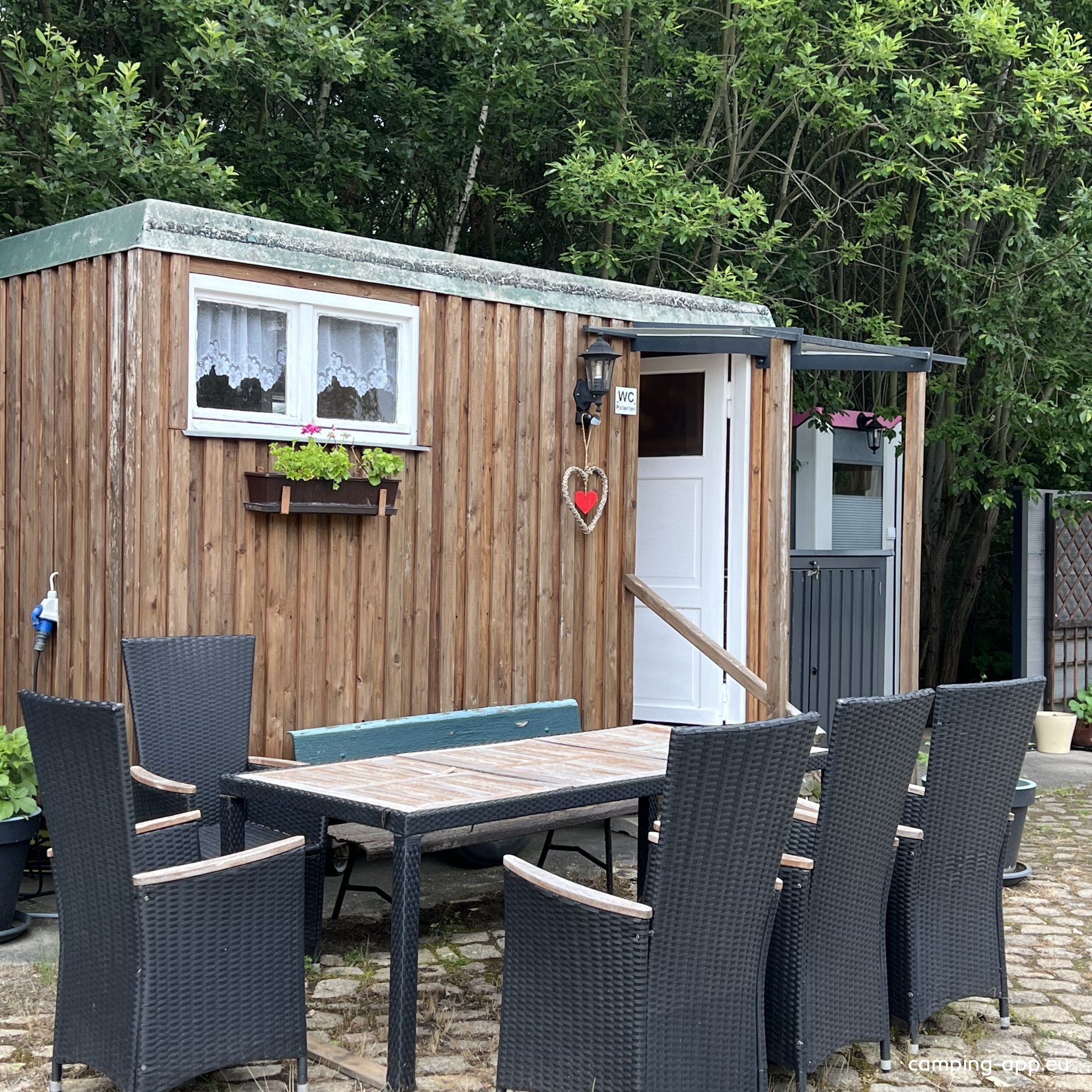 Döbern, Deutschland — Karavan Sitesi in Döbern