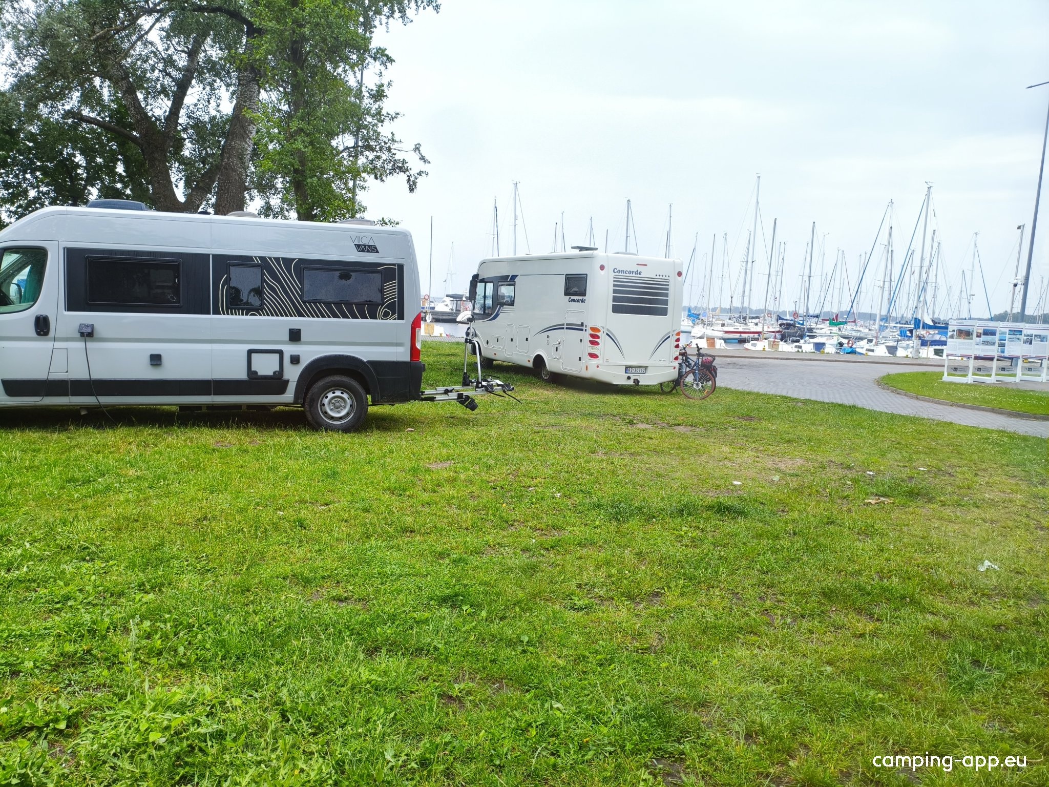 Camping am Yachthafen — Karavan Sitesi in Szczecin