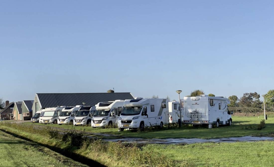Camperplaats de Overtoom — Місце для кемперів in Rijssen