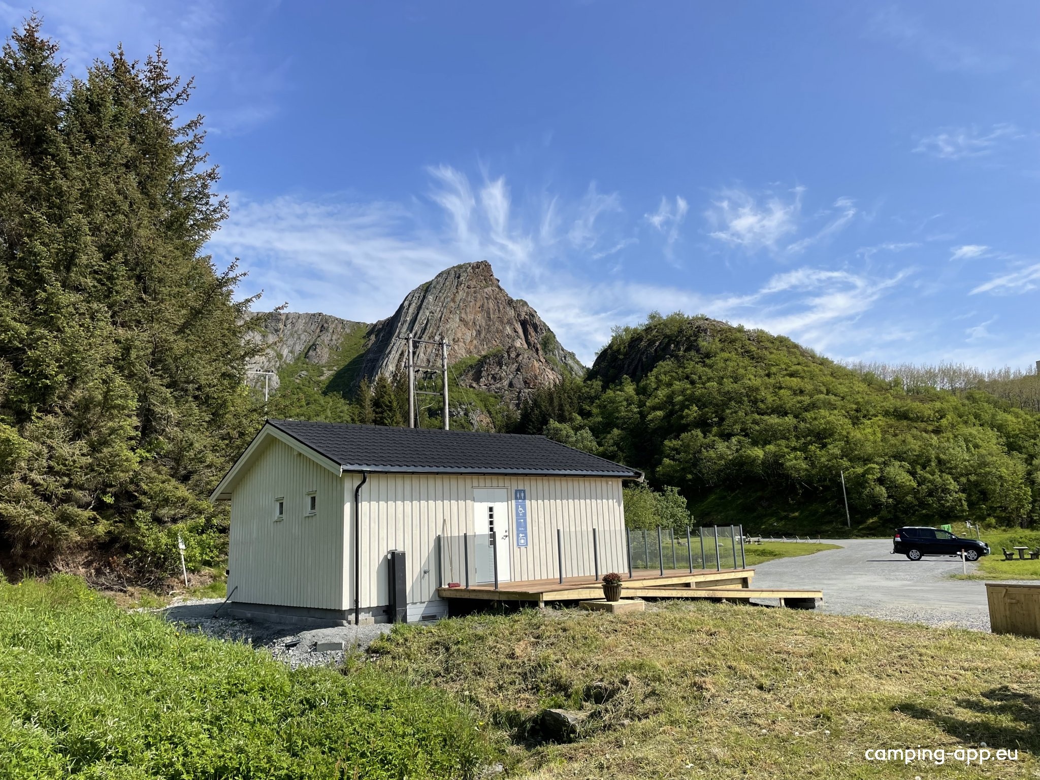 Stellplatz Rødøy — Camperplads in Rødøy