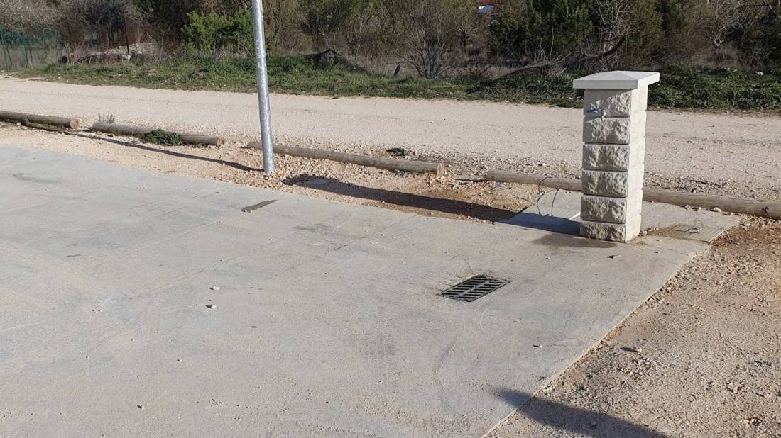 Área de Autocaravanas Covarrubias — Area di sosta in Covarrubias