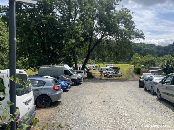 Parkplatz bei Dinan — Photo 4