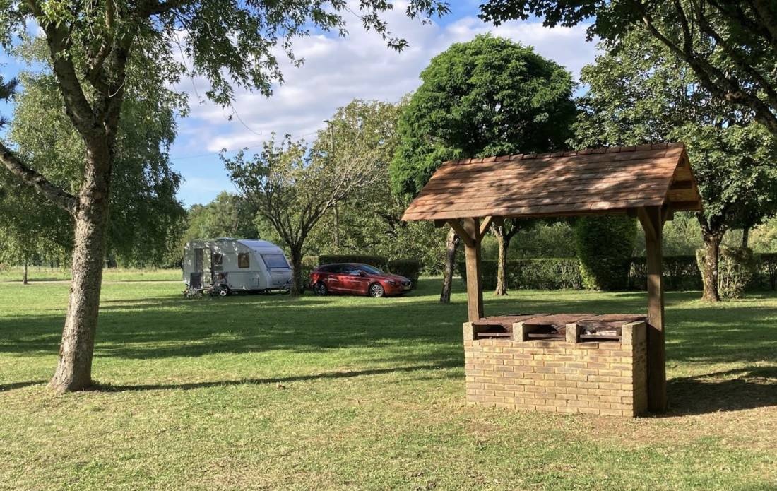 Camping Municipal Clefmont — Camping in Clefmont