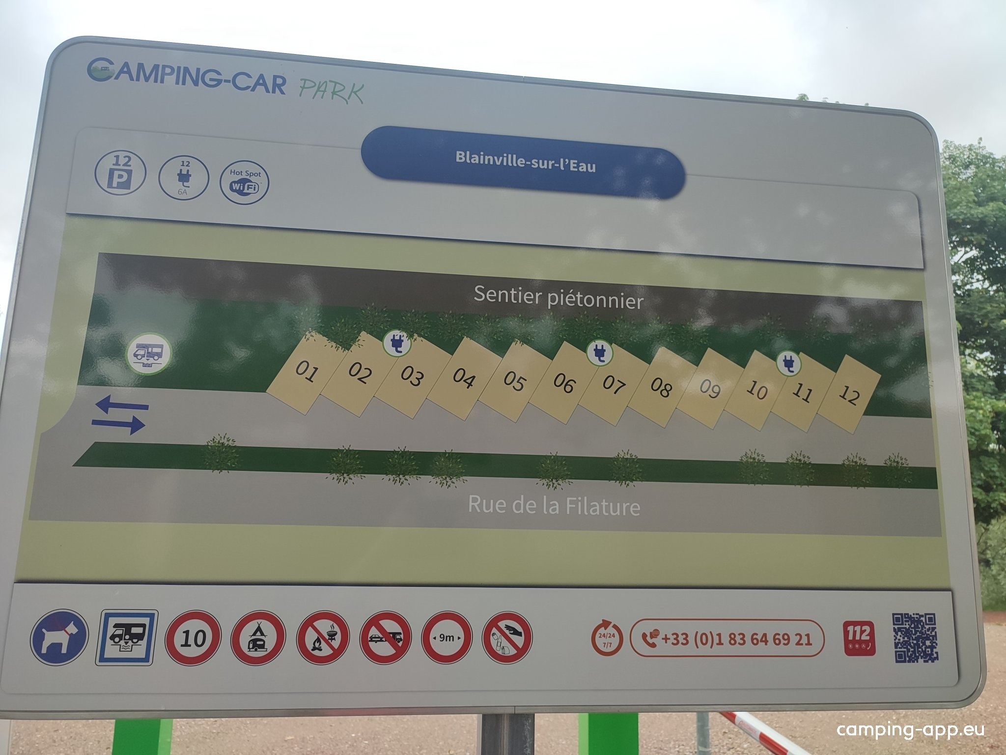 Stellplatz Blainville-sur-l'Eau — Campervan Site in Blainville-sur-l'Eau
