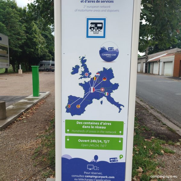 Stellplatz Blainville-sur-l'Eau — Photo 6