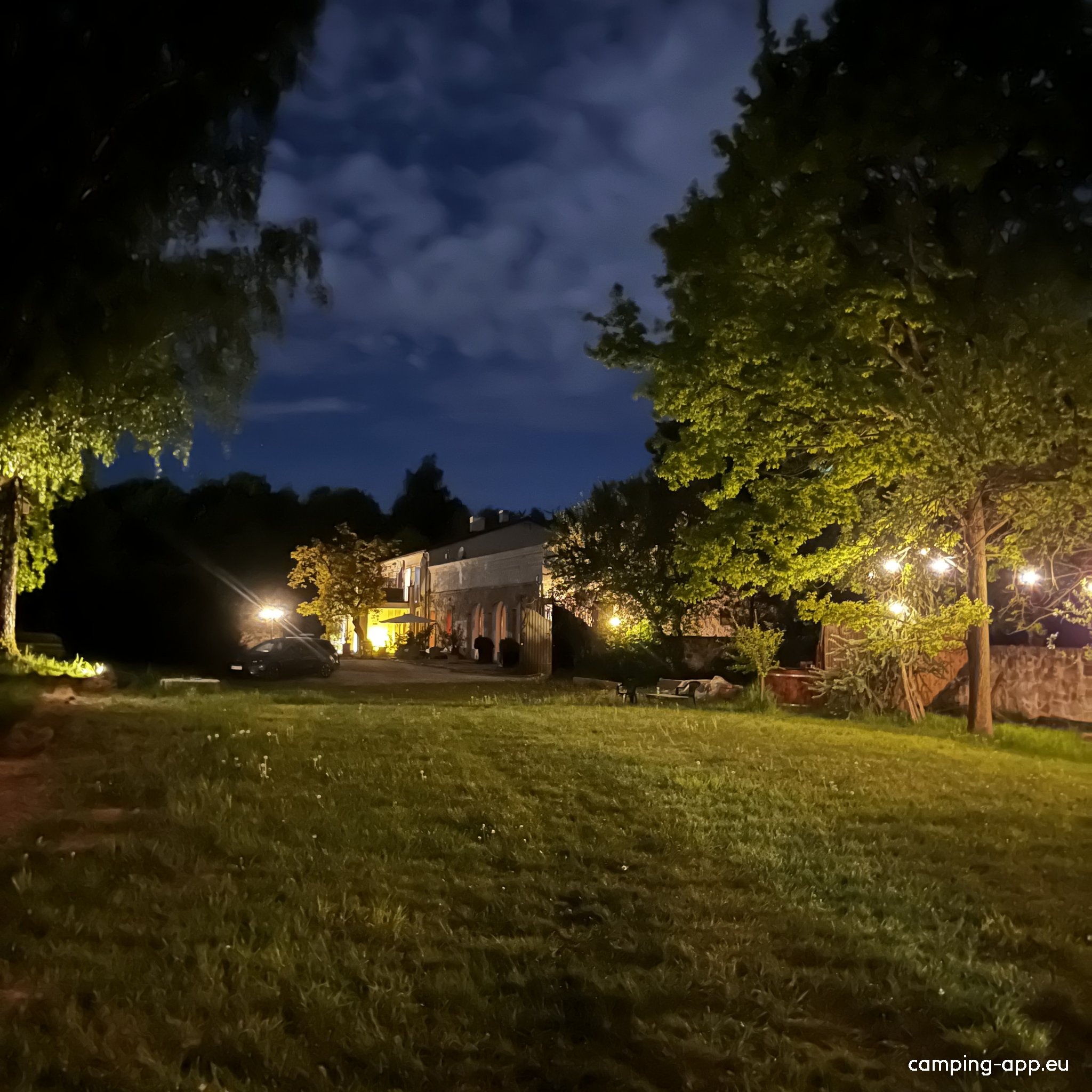 Camper Garden — Campingplatz in Nowe Jaroszowice