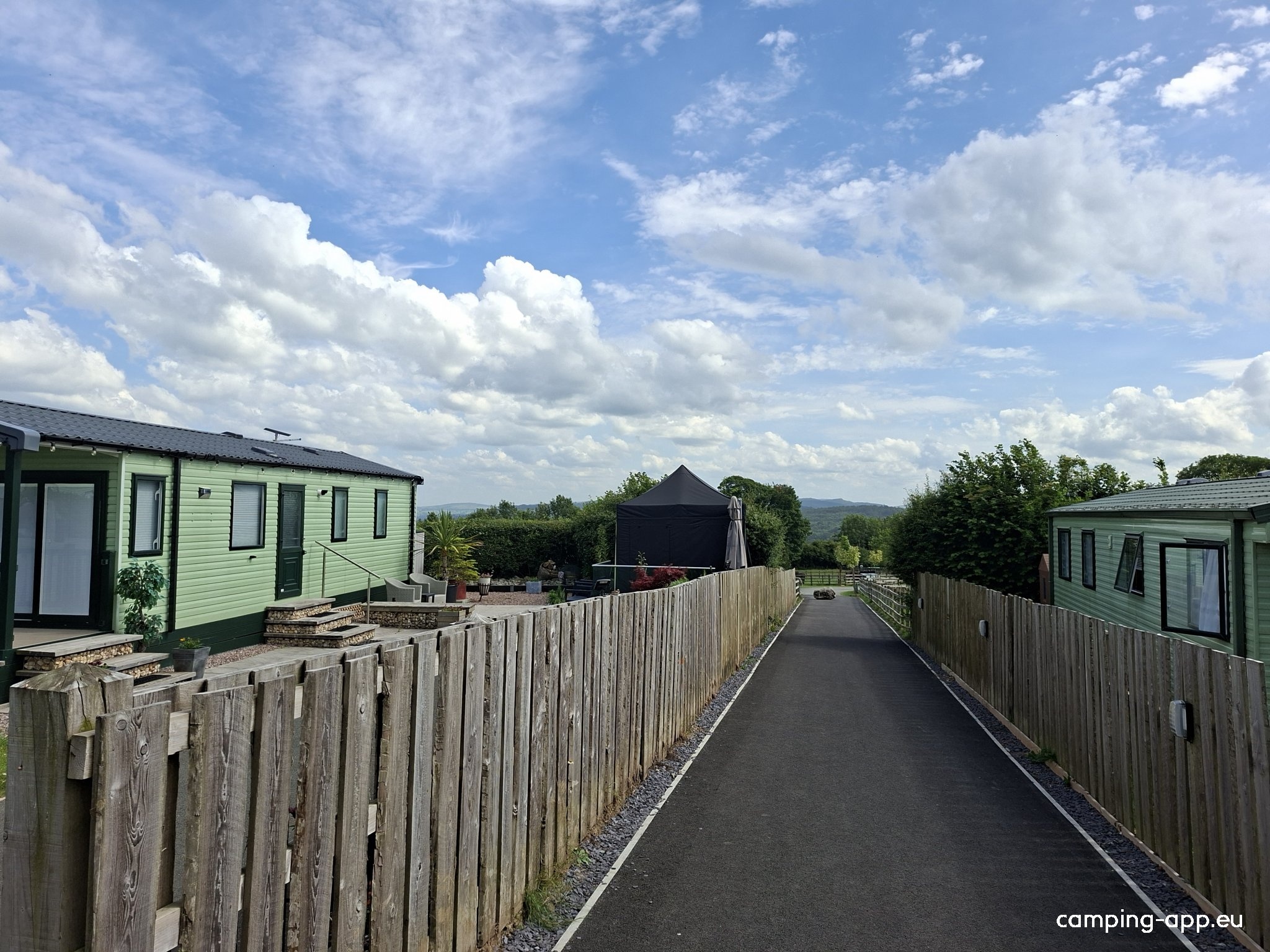 Fron Farm Country Holiday Park — Campingplatz in Hendre, Mold 