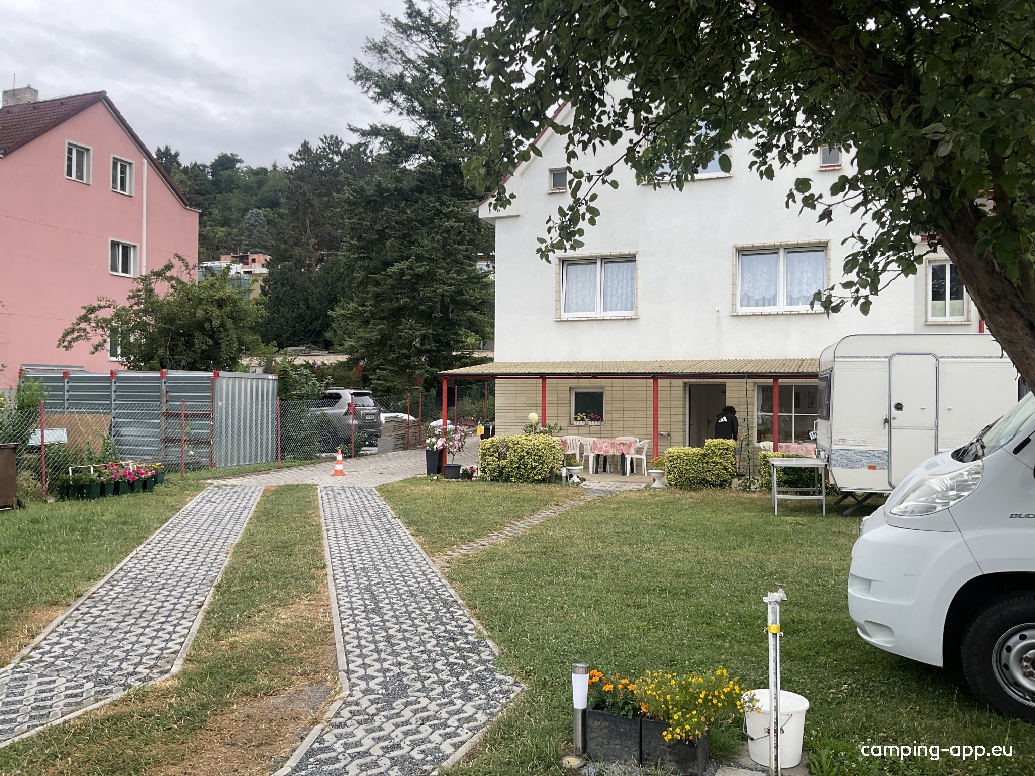 autoCAMP Petrakova — Campingplass in Praha