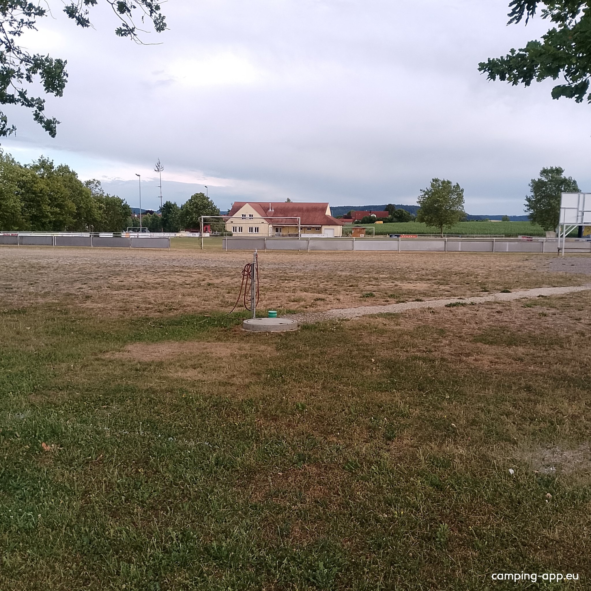 Bei den Sportplätzen — Bobilplass in Hilpoltstein-Meckenhausen