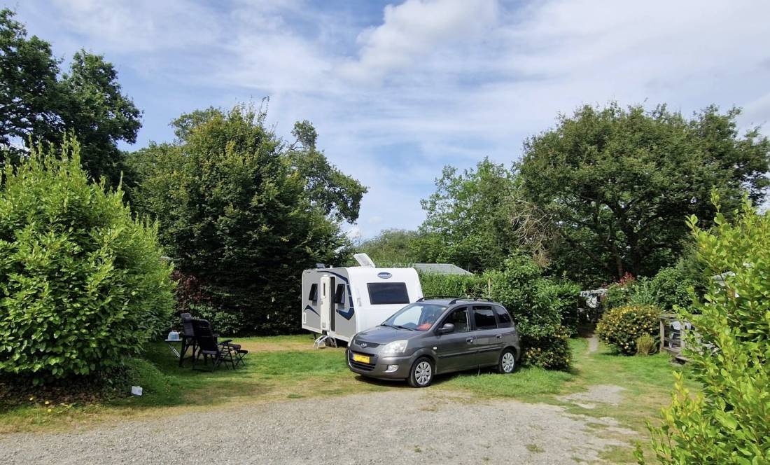 Camping du Roz — Kemp in Logonna-Daoulas