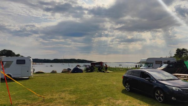 Lervik Camping — Photo 2