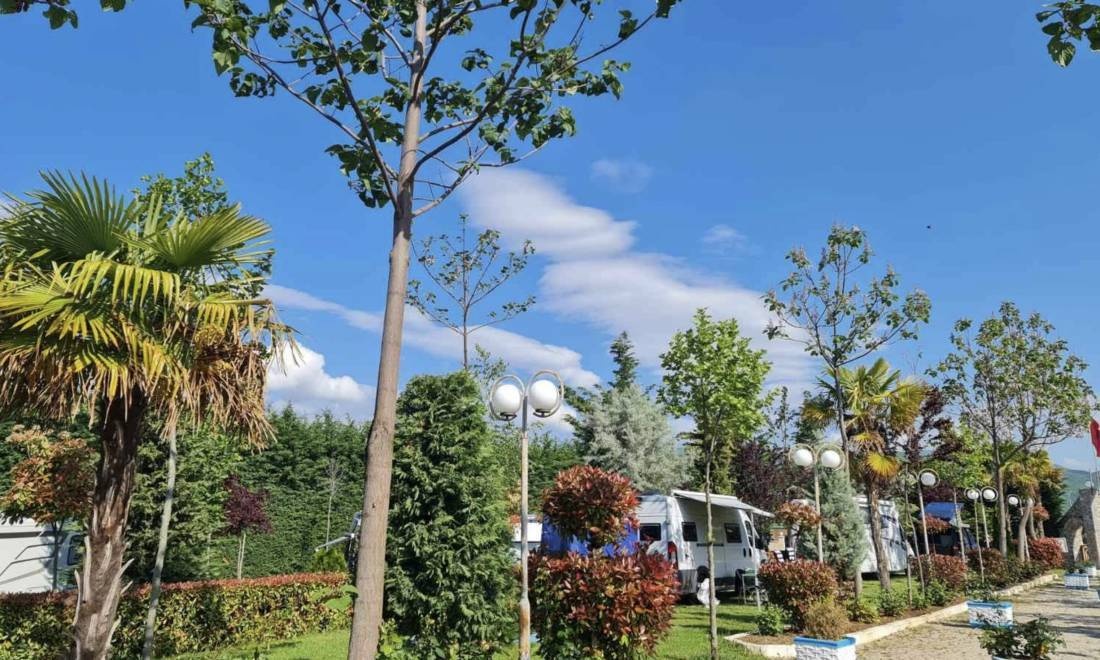 Camping Elbin — Campingplats in Udenisht