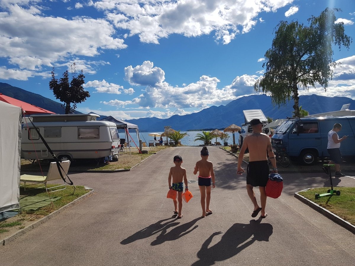 Camping & Palmbeach-resort Miralago — Kemping in Tenero-Contra