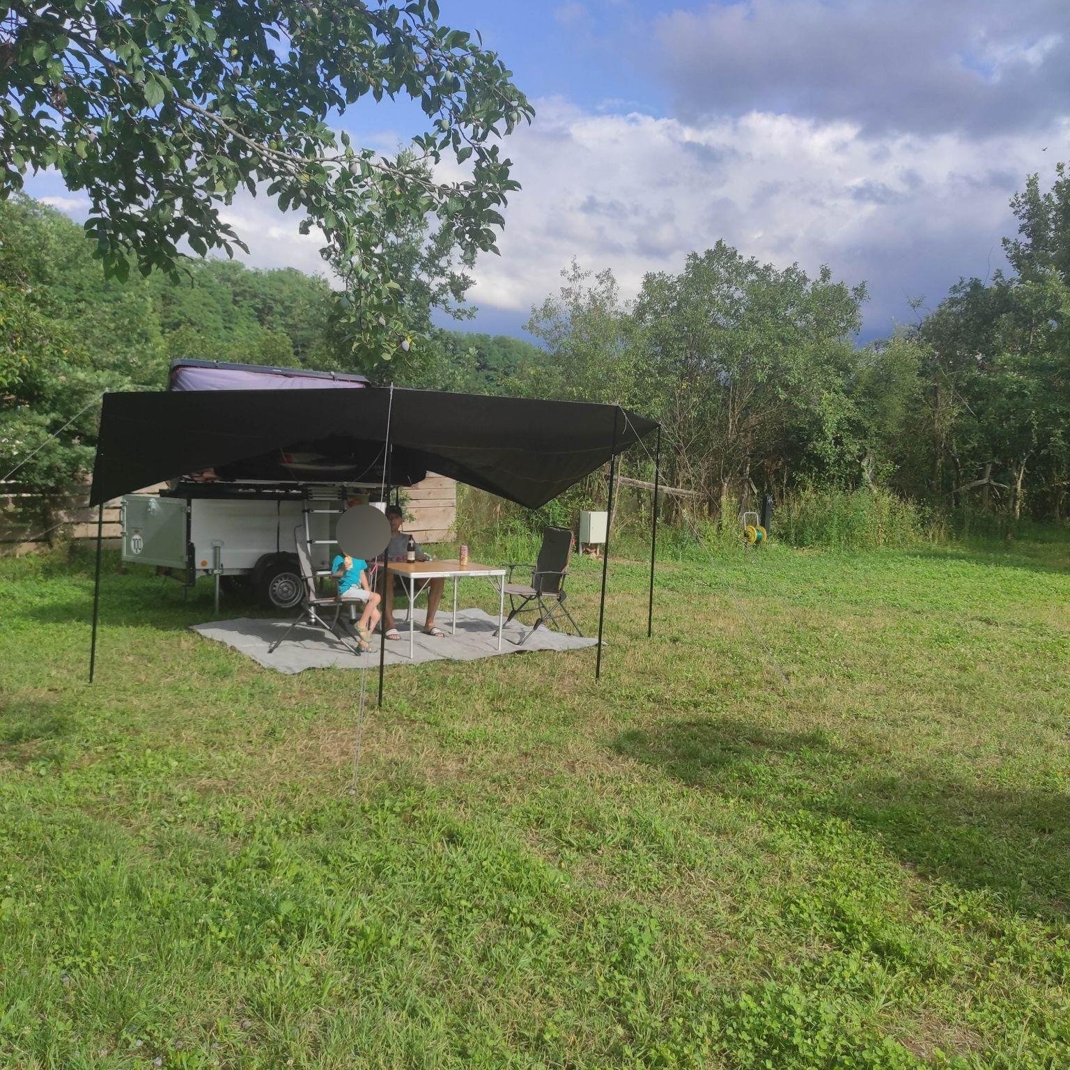 La Moșu Coco Camping Village — Campingplass in Porumbacu de Jos