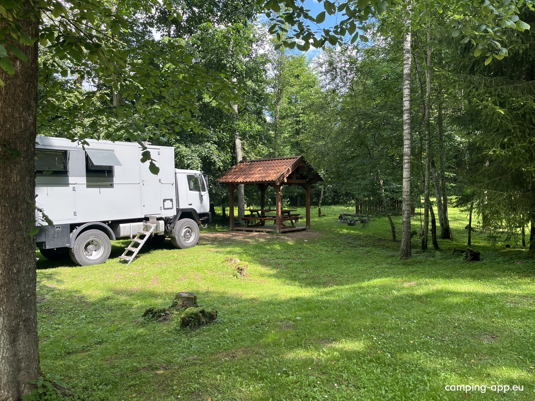 Camping Jaunzāģeri — Sítio de acampamento in Krimuldas pagasts