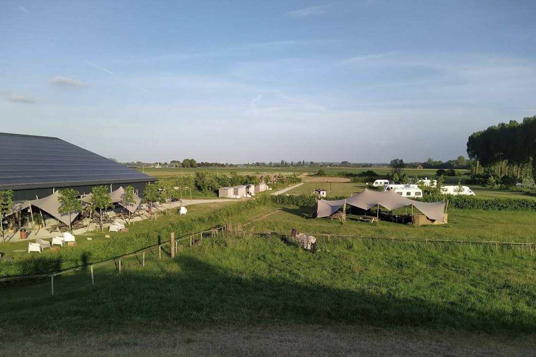Camping De Hazelaarshof — Cámping in Kekerdom