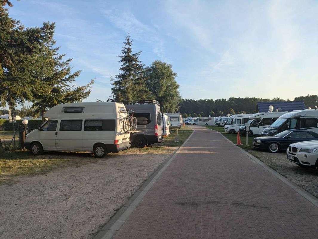 Banana Jack Erlebnisgastronomie — Bobilplass in Boltenhagen 
