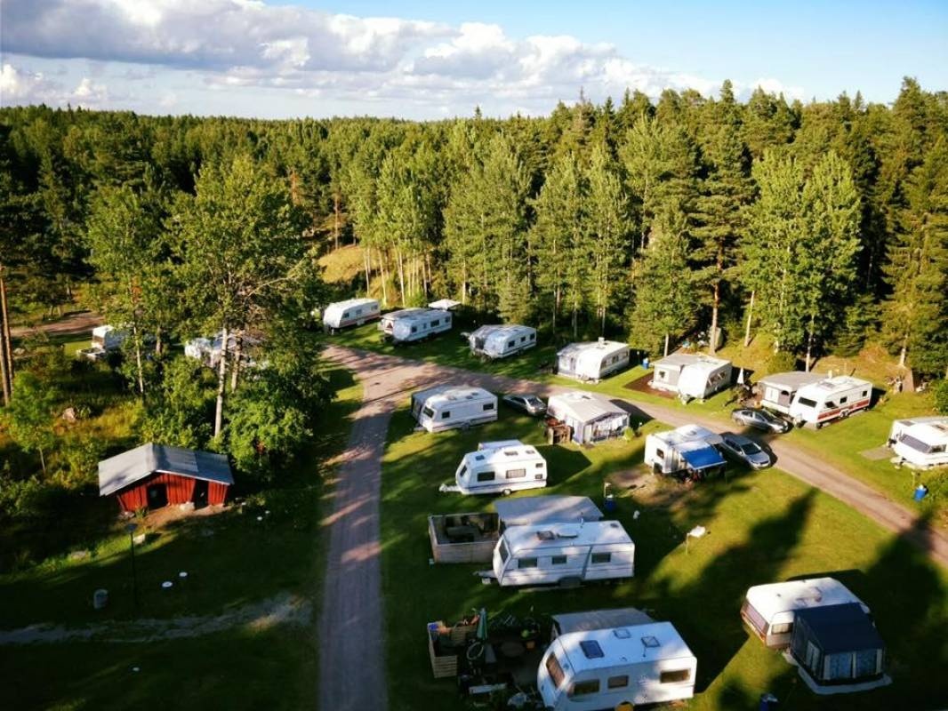Bjurvägen Camping — Camping Site in Barösund