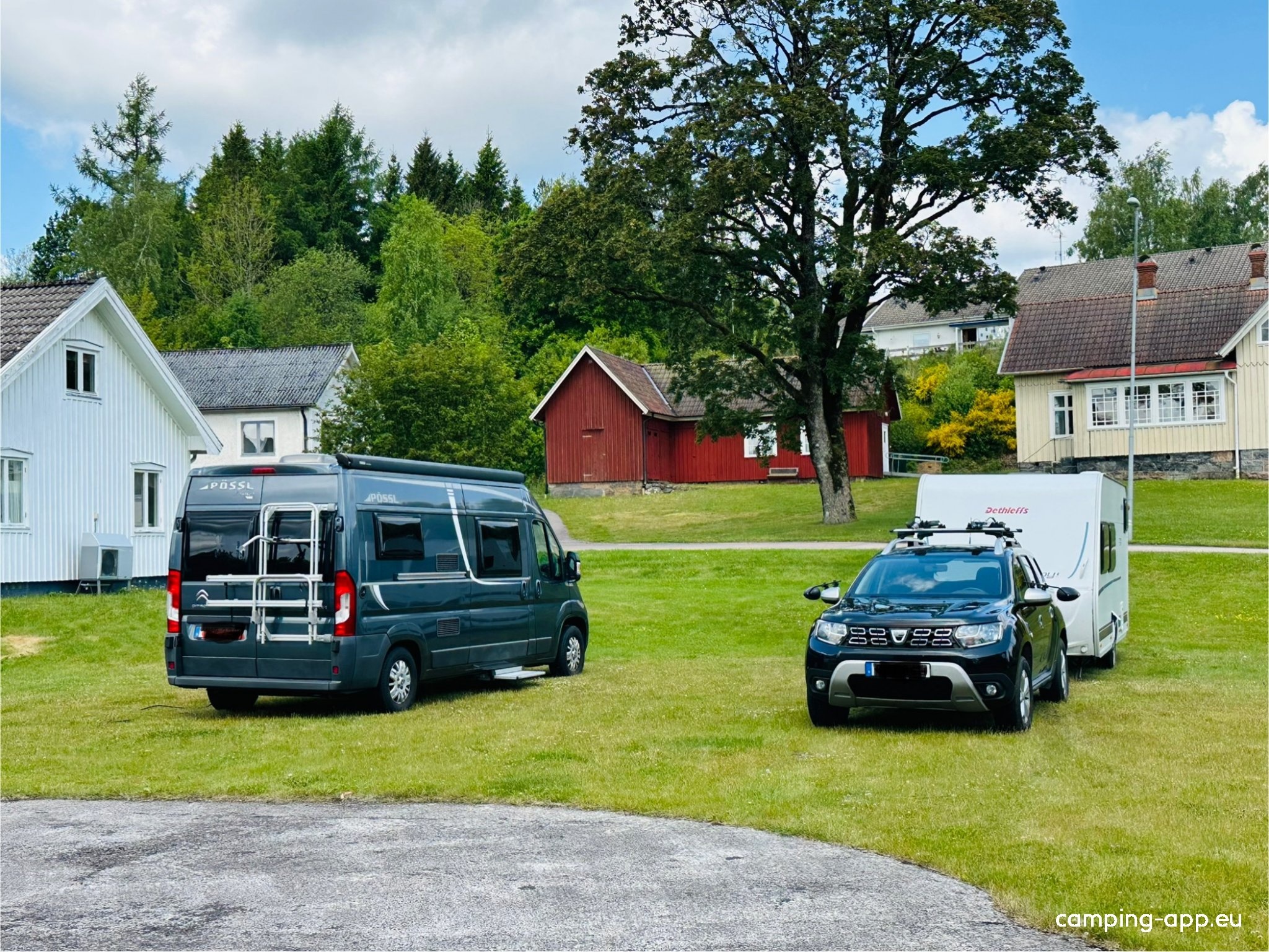 Hagaberget Vandrarhem & Ställplats — Area Autocaravanas in Gällared