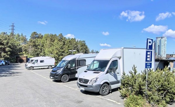 Parkplatz Mustikkamaa