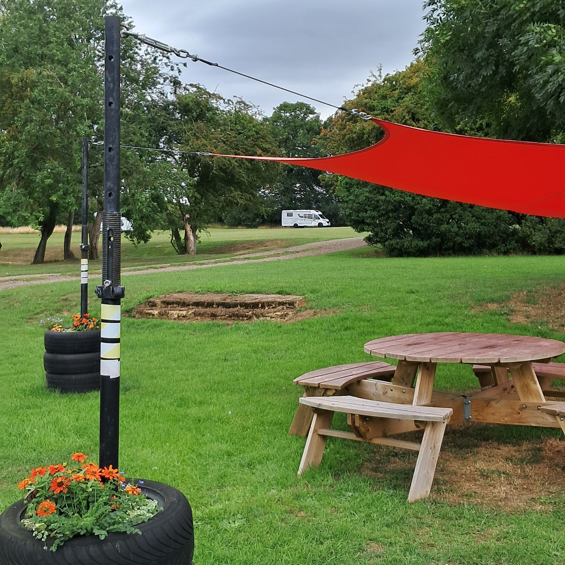 Maglia Rosso — Sítio para autocaravanas in West Suffolk