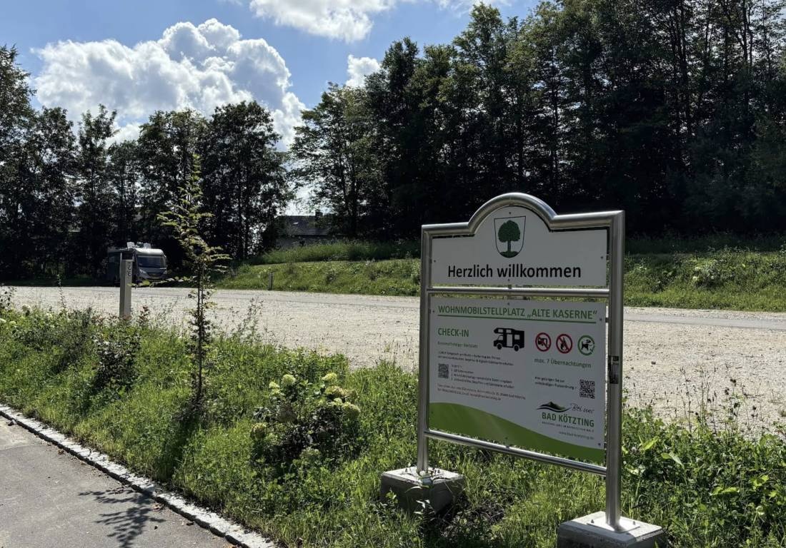 Wohnmobilstellplatz Alte Kaserne — Campervan Site in Bad Kötzting